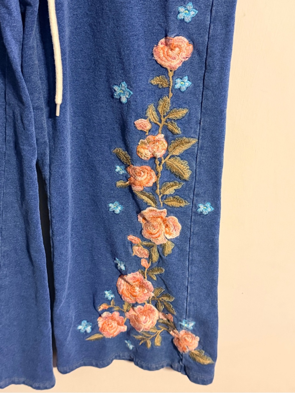 Driftwood XSP Floral Embroidered Blue Cotton Jogger Pants Boho Cottagecore - Picture 3 of 10